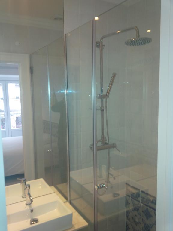 Costa Castle Apartment Lissabon Zimmer foto