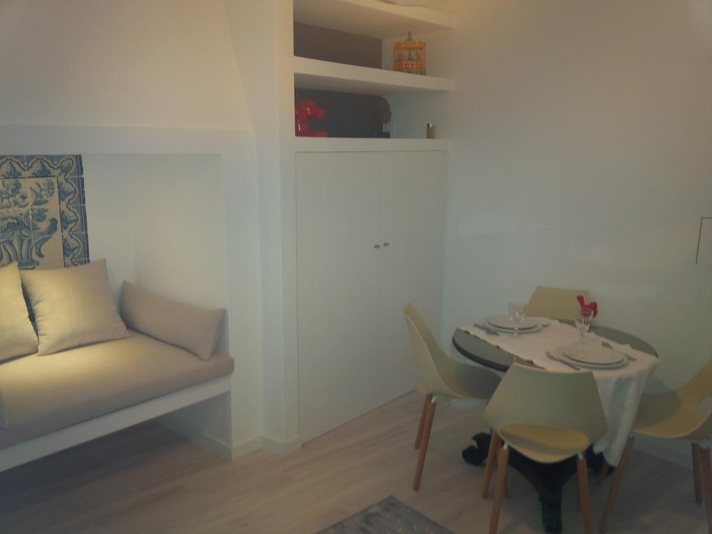Costa Castle Apartment Lissabon Zimmer foto